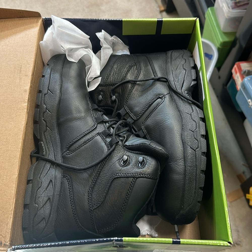 SR MAX men’s safety boots composite toe, waterproof, size 9.5
